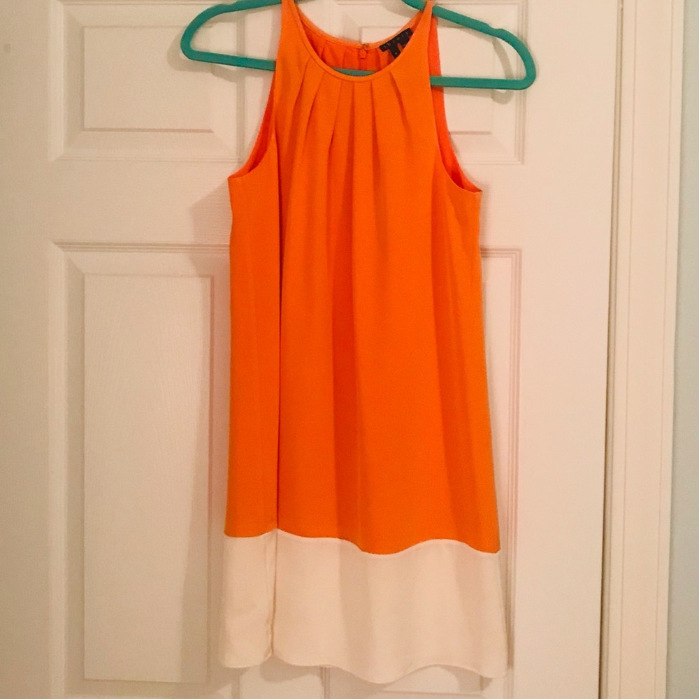 Theory Knockout Mini-Dress Silk crewneck Sleeveless. Size 0 Shift Dress